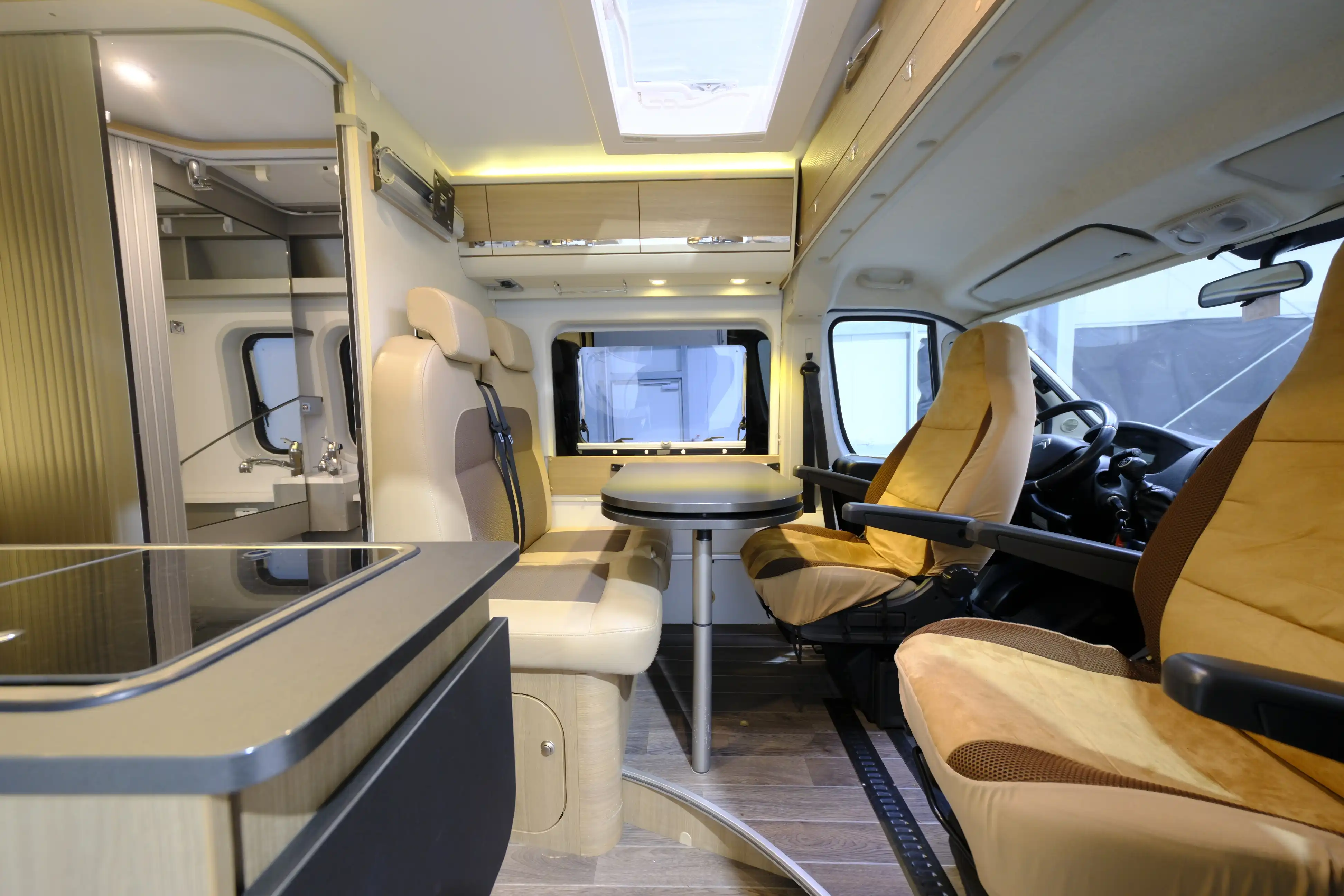 ADRIA Twin 640 SLX Platinum - Ansicht 8